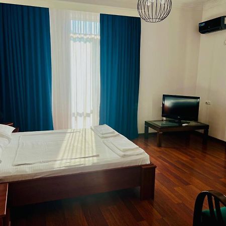 Hotel Aristocrat Tbilisi Exteriér fotografie