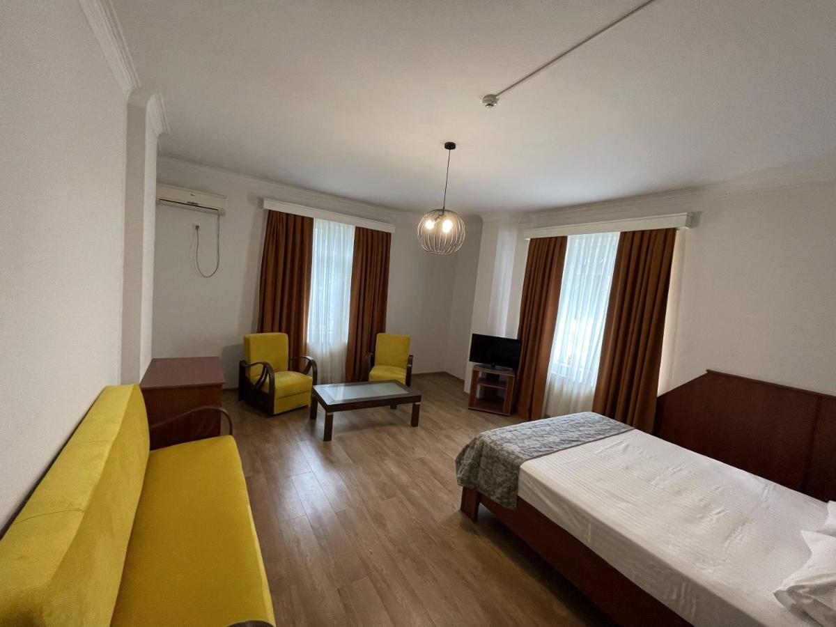 Hotel Aristocrat Tbilisi Exteriér fotografie