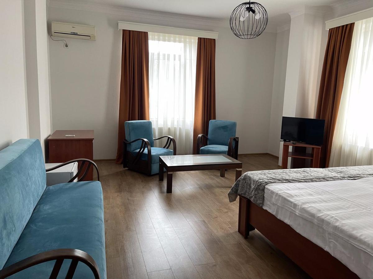 Hotel Aristocrat Tbilisi Exteriér fotografie