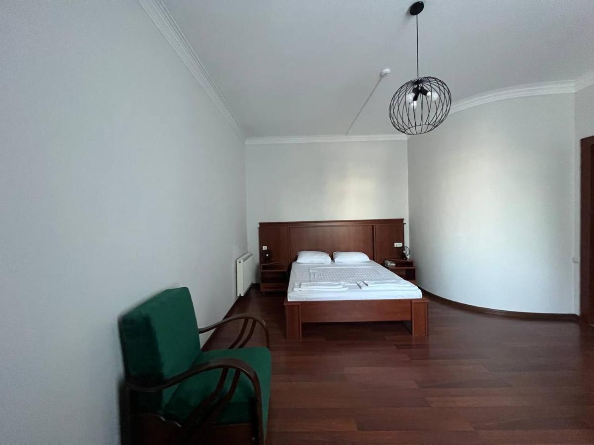 Hotel Aristocrat Tbilisi Exteriér fotografie